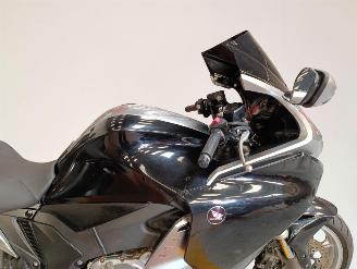 Honda VFR 1200  picture 6