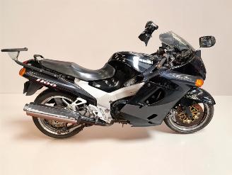 Kawasaki ZZ - R 1100  picture 12