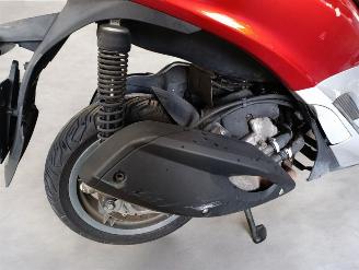 Piaggio  YOURBAN picture 11