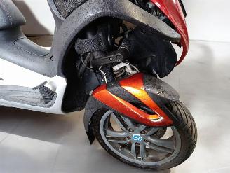 Piaggio  YOURBAN picture 12
