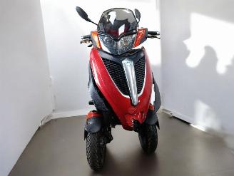 Piaggio  YOURBAN picture 2