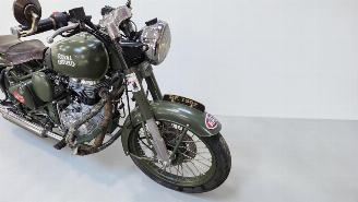 Royal Enfield  CLASSIC picture 4