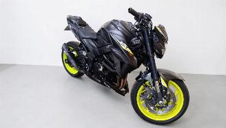 skadebil motor Suzuki GSX 750 S 2020/7