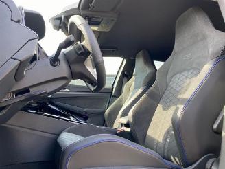 Volkswagen Golf Variant 1.5 eTSI DSG R-Line *NAVI - MATRIX* picture 15