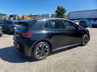 Volkswagen ID.3 Pro Performance Business picture 2