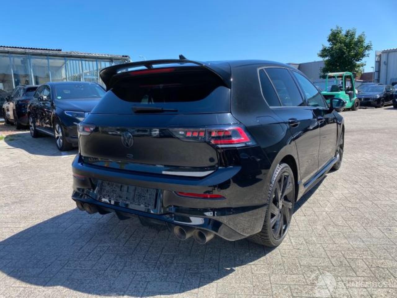 Volkswagen Golf R 4Motion Black Edition *AKRAPOVIC-HEAD-UP*