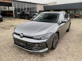 Auto incidentate Volkswagen Passat Variant 2.0 TDI DSG Elegance 4Motion 2024/10