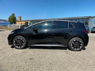 Volkswagen ID.3 Pro Performance Business picture 2