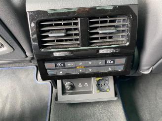 Volkswagen Touareg R * PANO - AHK - KAM * picture 18