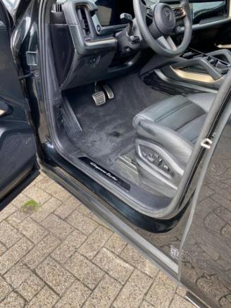 Porsche Cayenne Turbo E-Hybrid *HEAD-UP - PANO - KAM* picture 14