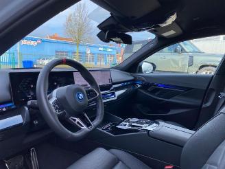BMW i5 M60 xDrive *HEAD-UP - 360 KAM - NAVI* picture 14