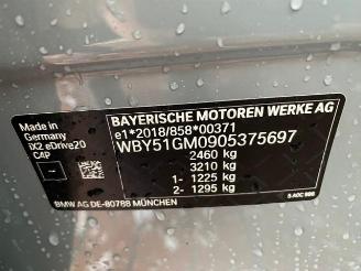 BMW iX2 eDrive20 M Sport *PANO - AHK - KAM - NAVI* picture 22