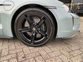 Porsche Taycan Turbo S *PCCB - SOFTCLOSE - PANORAMA* picture 13