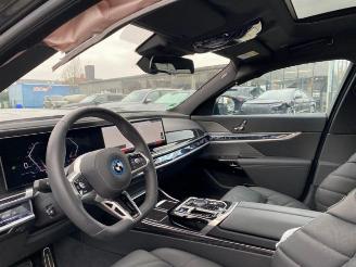 BMW i7 eDrive 50 M Sport Pro *HEAD-UP - PANO-360KAM* picture 18