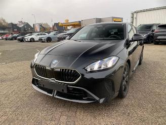 Voiture accidenté BMW 1-serie  2025/4