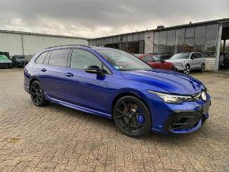 krockskadad bil auto Volkswagen Golf R Variant 4Motion Black Style *MATRIX-PANO* 2025/4