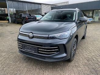 skadebil auto Volkswagen Tiguan 1.5 TSI eHybrid Elegance *AHK - KAM-NAVI* 2024/9