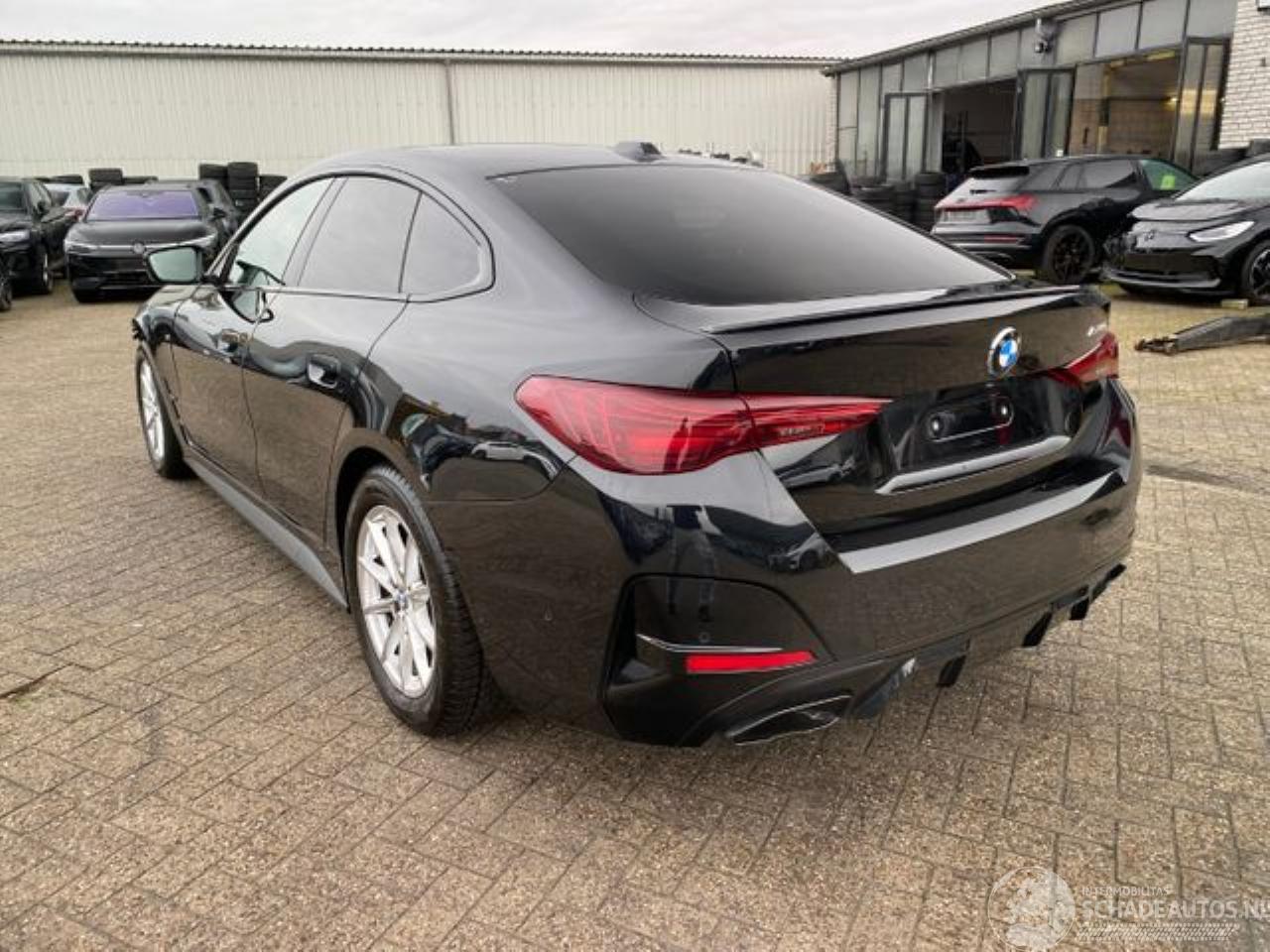 BMW M4 40i xDrive Gran Coupe *HEAD-UP - PANO -360KAM*