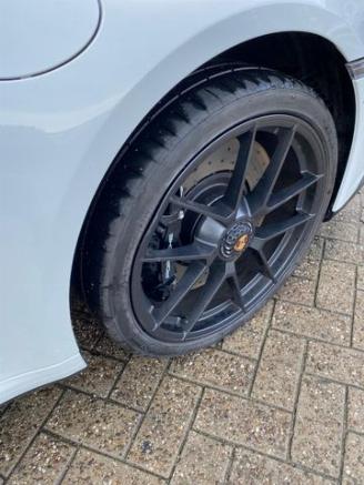 Porsche 911 Carrera 4 GTS T-Hybrid Cabrio *BURMESTER* picture 18