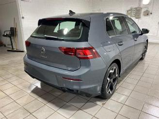 Volkswagen Golf 1.5 TSI R-Line picture 2