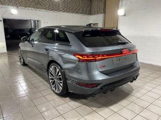 Avarii autoturisme Audi S6 e-tron Avant quattro 370kW HUD/360/PANO/AHK 2025/9