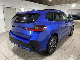 krockskadad bil auto BMW X1 xDrive30e M Sport HUD/AHK/360/H&K/NAVI 2025/7