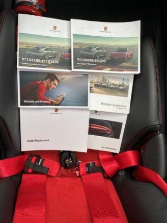Porsche 911 GT2 RS Weissach SCHALENSITZE/KERAMIK/LIFT picture 23