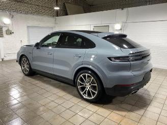 Porsche Cayenne E-Hybrid Coupe CHRONO/PANO/HUD/360/BOSE picture 2