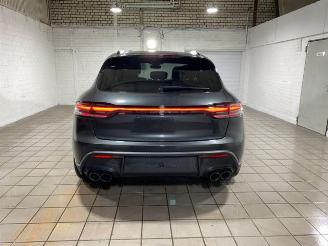 Porsche Macan S Chrono/Pano/Bose/AHK/Kam/Navi picture 5