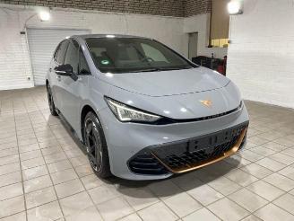 Cupra Born 170kW/82kWh NAVI/360 picture 1