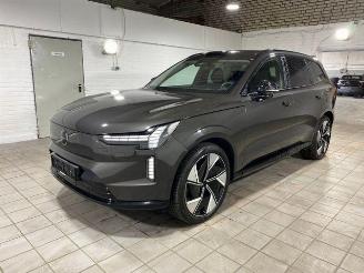 skadebil auto Volvo EX90 Ultra Performance Twin Motor 7 Sitzer/Pano 2025/1