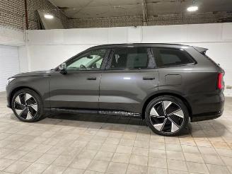 Volvo EX90 Ultra Performance Twin Motor 7 Sitzer Pano picture 8