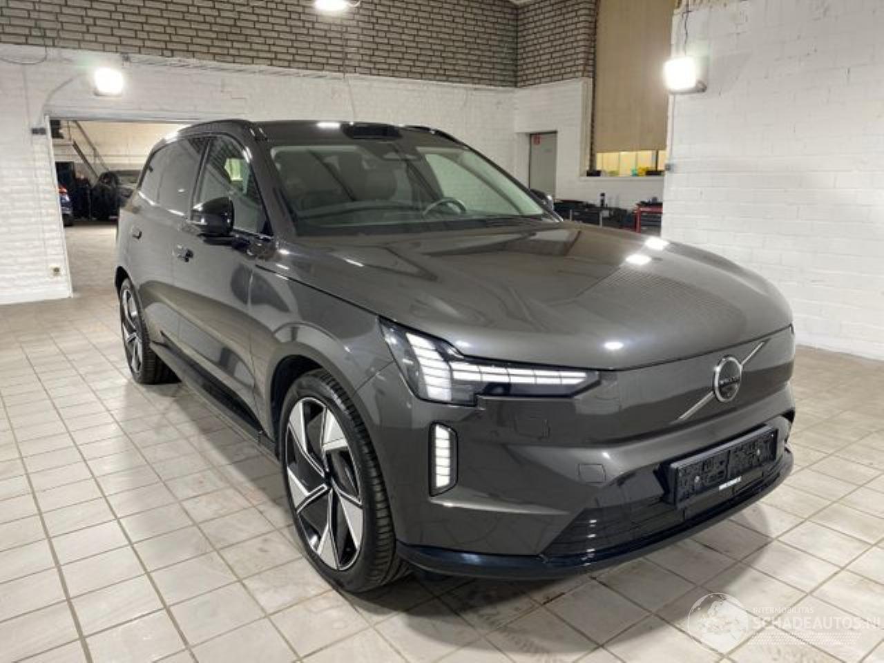 Volvo EX90 Ultra Performance Twin Motor 7 Sitzer Pano