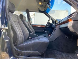 Mercedes E-klasse 230 W124 Limousin picture 19