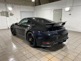 Vaurioauto  passenger cars Porsche 911 Carrera 4 GTS T-Hybrid KERAMIK/CHRONO/LIFT 2024/11