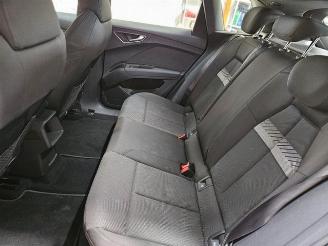 Audi Q4 e-tron 40 KAM/NAVI picture 15