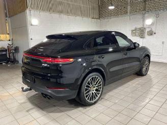 Vaurioauto  passenger cars Porsche Cayenne E-Hybrid Coupe CHRONO/HUD/PANO/360/AHK 2023/3