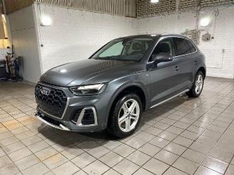 skadebil auto Audi Q5 50 TFSIe quattro S line AHK/KAM/NAVI 2024/3