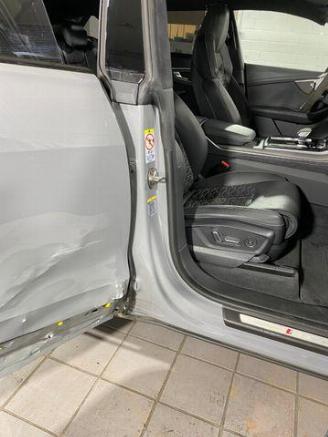 Audi RS Q8 RSQ8 KERAMIK/PANO/HUD/AHK/B&O/KAM/NAVI picture 13