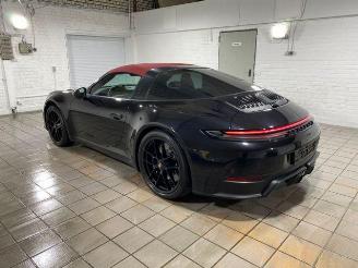 Porsche 911 Targa 4 GTS T-Hybrid KERAMIK/LIFT/360/BOSE picture 2