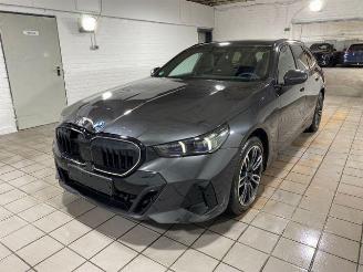 krockskadad bil auto BMW 5-serie e Touring M Sport Pro HUD/360/H&K/NAVI 2025/12