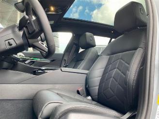 BMW 5-serie e xDrive Touring M Sport Pro PANO/HUD/360/AHK picture 18