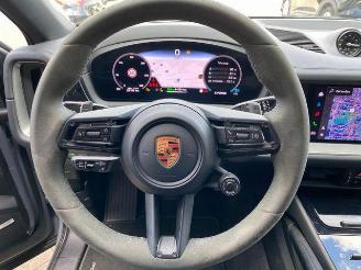 Porsche Cayenne S E-Hybrid Coupe CHRONO/PANO/HUD/AHK/360 picture 25