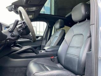 Porsche Cayenne S E-Hybrid Coupe CHRONO/PANO/HUD/AHK/360 picture 14