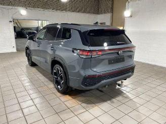 Volkswagen Tayron 1.5 TSI e-Hybrid R-Line PANO/HUD/360/AHK picture 2