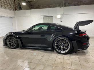 Damaged car Porsche 911 GT3 RS Weissach Chrono/Lift/Schalensitze/Kam 2025/2