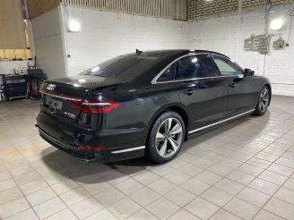 skadebil auto Audi A8 L 60 TFSIe quattro HUD/Pano/B&O/Kam/Navi 2023/10