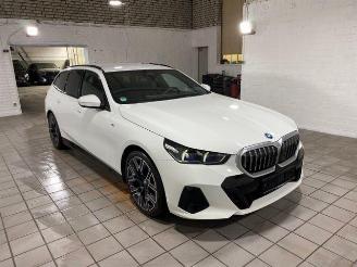 Coche accidentado BMW i5 eDrive40 Touring M Sport HUD/360/H&K/NAVI 2025/7