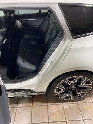 BMW i5 eDrive40 Touring M Sport HUD/360/H&K/NAVI picture 16