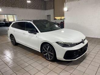 Volkswagen Passat Variant 2.0 TDI DSG R-Line PANO/AHK/KAM picture 8